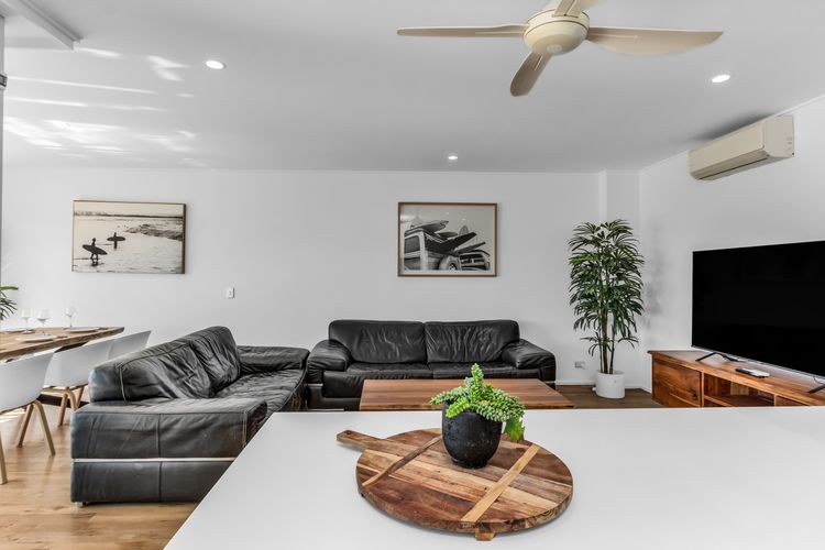 Paradiso 3 Bedroom Ocean Front 219