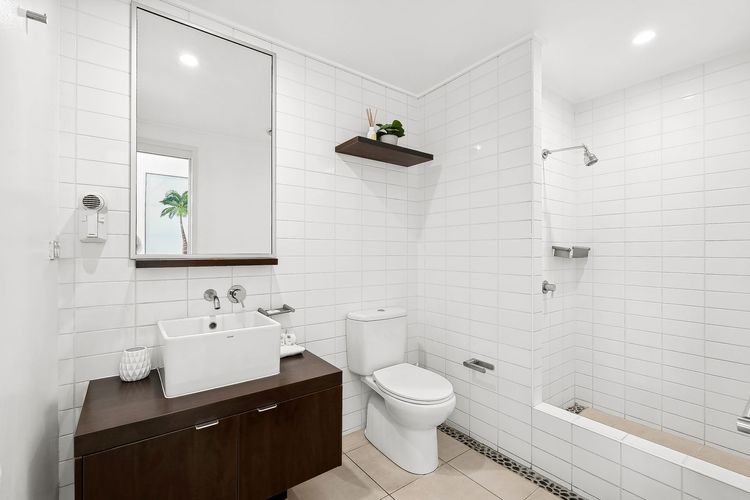 Paradiso 3 Bedroom Ocean Front Roof Top Spa 337