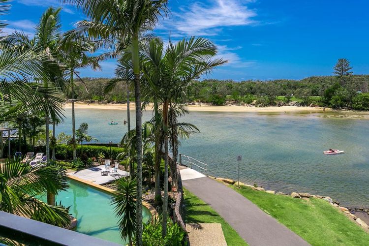 Sunrise Cove  2 Bedroom Basic Waterfront 16