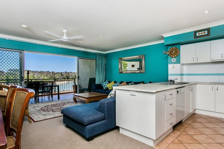 Sunrise Cove  2 Bedroom Basic Waterfront 16