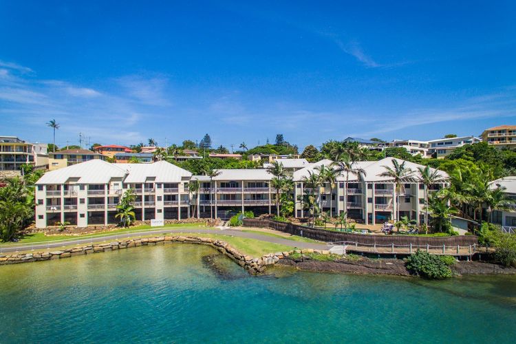 Sunrise Cove 2 Bedroom Basic Waterfront 16