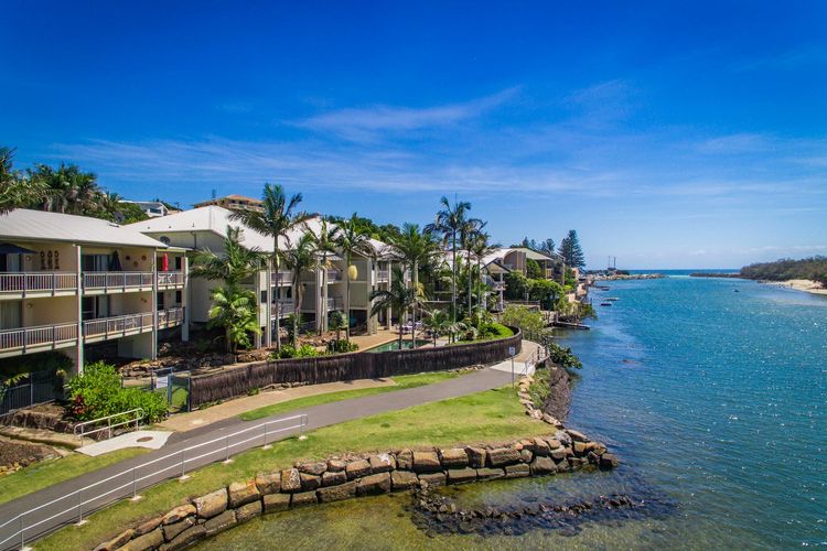 Sunrise Cove 2 Bedroom Basic Waterfront 16