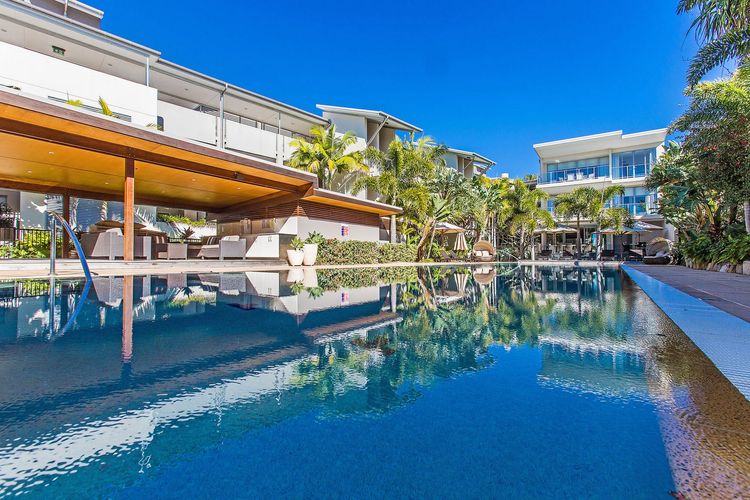 Luxury Apartment 1122 at Bells Boulevard
