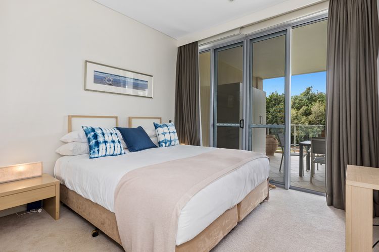 Luxury Apartment 1122 at Bells Boulevard