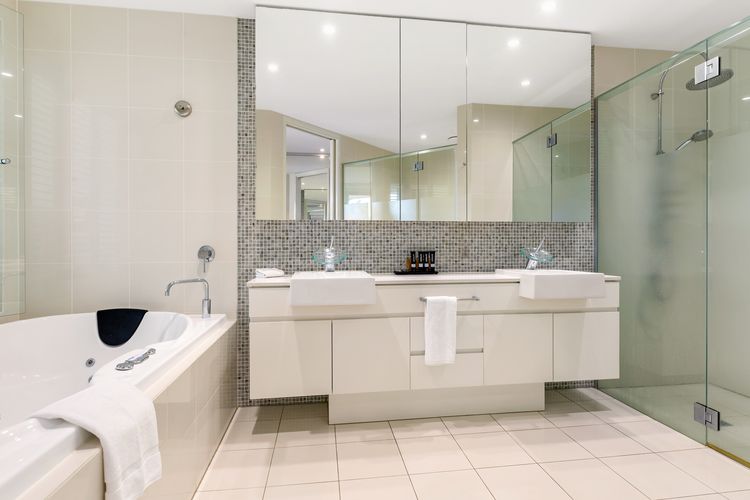 Luxury Apartment 1122 at Bells Boulevard