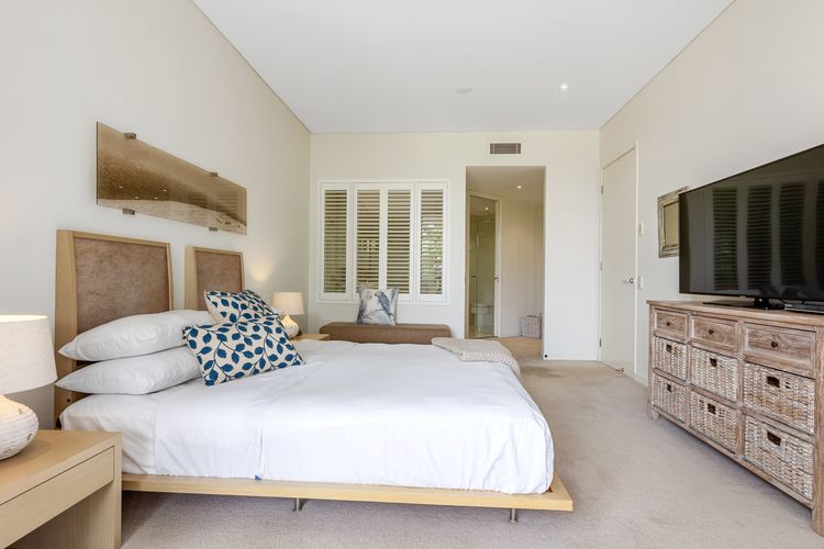 Luxury Apartment 1122 at Bells Boulevard