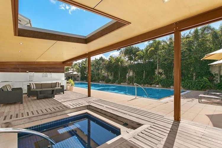 Luxury Apartment 1124 at Bells Boulevard