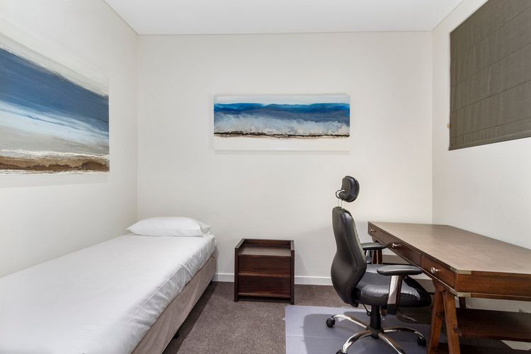 Luxury Apartment 1124 at Bells Boulevard