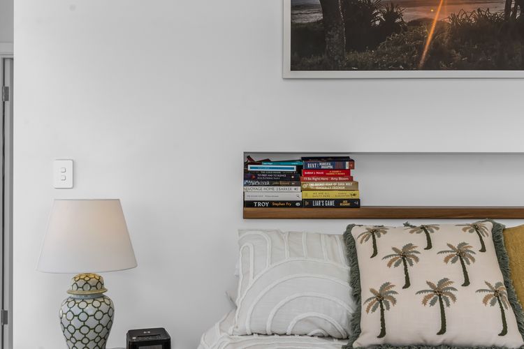 High Tide 4BR 3 level house w/ Ocean views & Pool