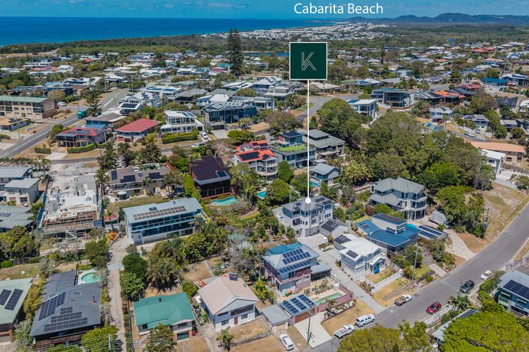 High Tide 4BR 3 level house w/ Ocean views & Pool
