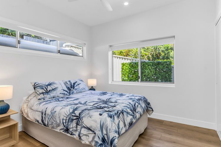 High Tide 4BR 3 level house w/ Ocean views & Pool