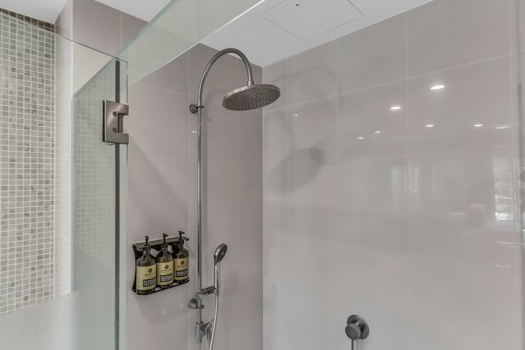 Luxury Ground Floor Apartment 1114 Bale