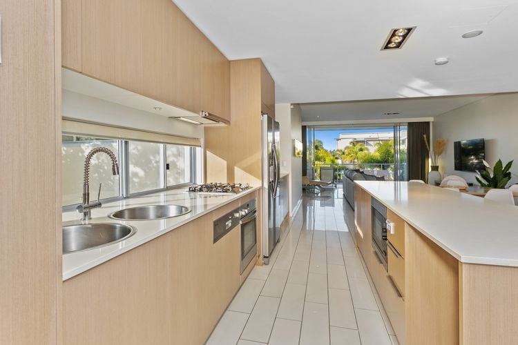 Luxury Apartment 1202 at Bells Boulevard