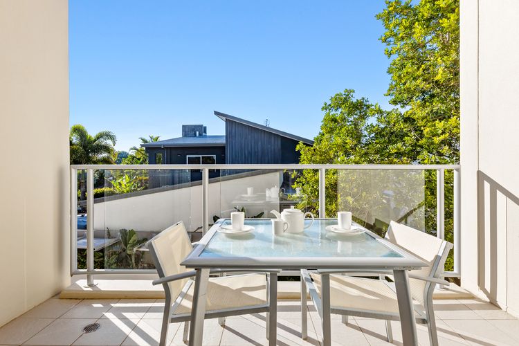 Luxury Apartment 1202 at Bells Boulevard