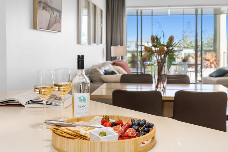 Luxury Apartment 1206 at Bells Boulevard