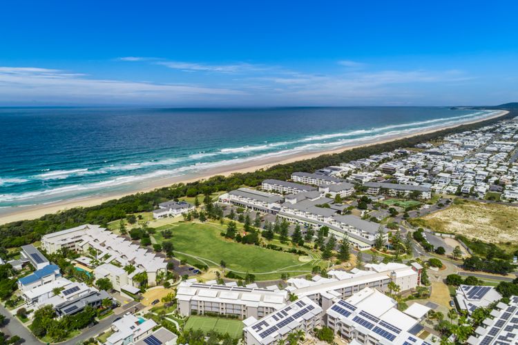 Luxury Apartment 1206 at Bells Boulevard