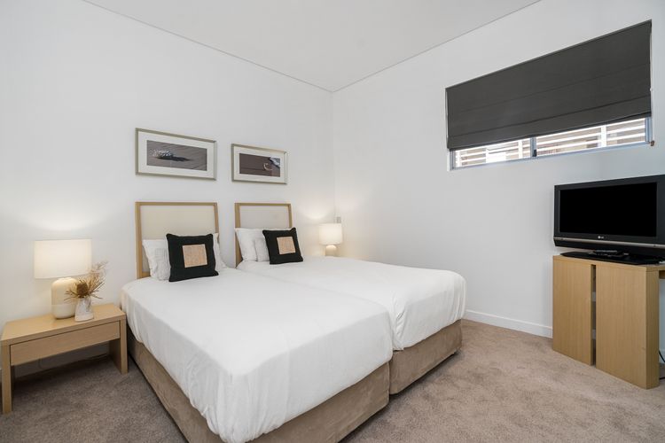 Luxury Apartment 1206 at Bells Boulevard