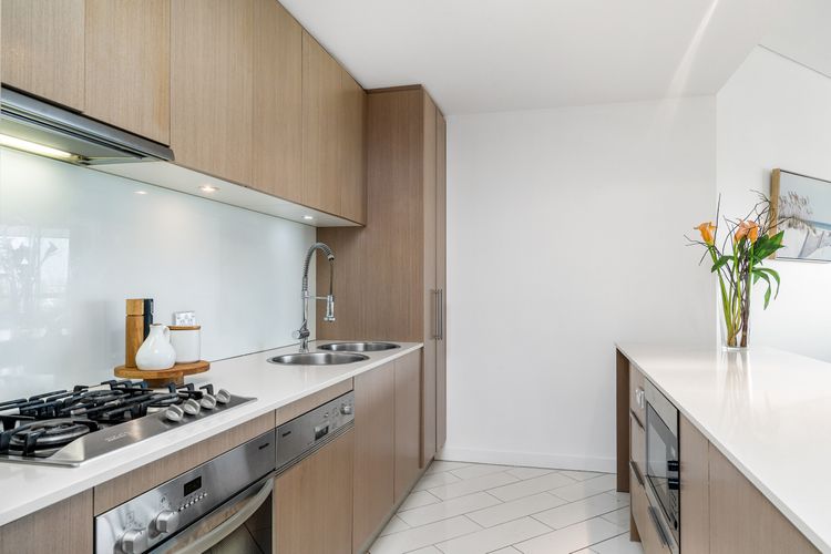 Luxury Apartment 1206 at Bells Boulevard