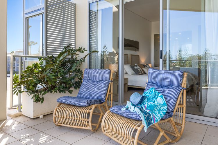 Luxury Apartment 1206 at Bells Boulevard