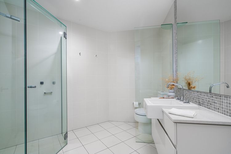 Luxury Apartment 1206 at Bells Boulevard