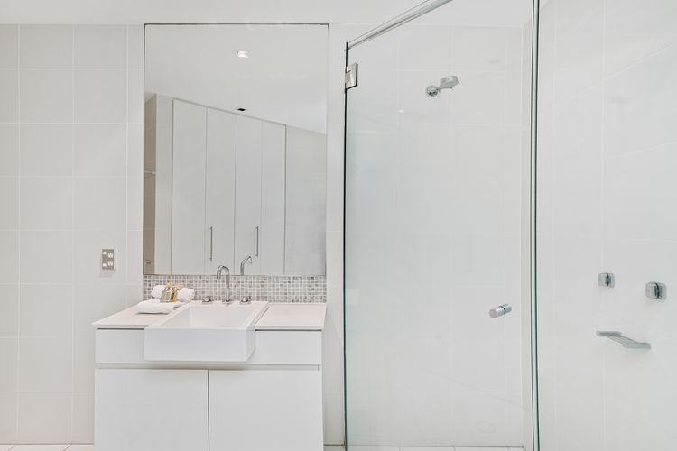 Luxury Apartment 1220 at Bells Boulevard