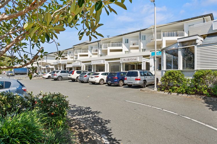 Luxury Apartment 1220 at Bells Boulevard