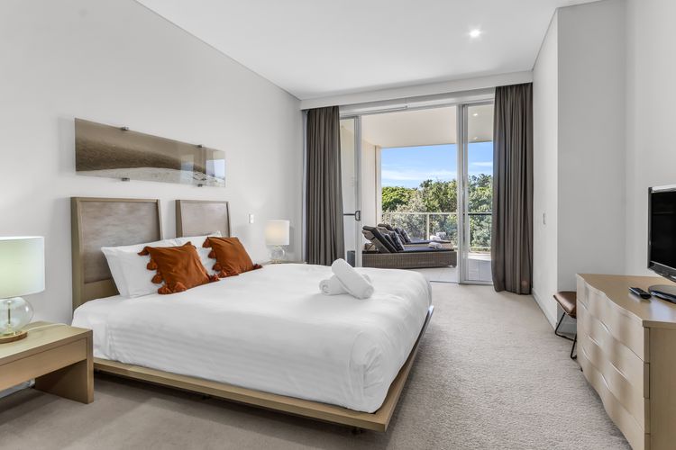 Luxury Apartment 1224 at Bells Boulevard