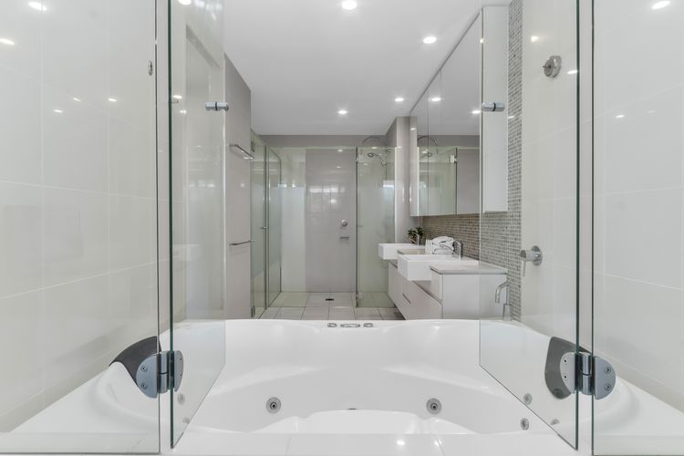 Luxury Apartment 1224 at Bells Boulevard