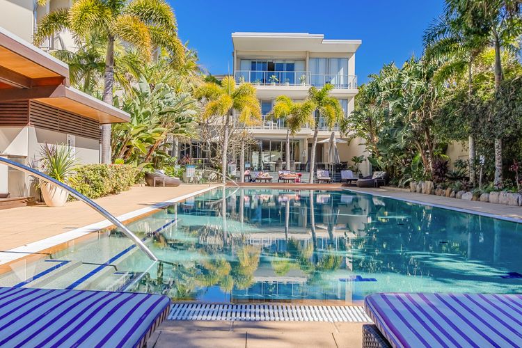 Luxury Apartment 1224 at Bells Boulevard