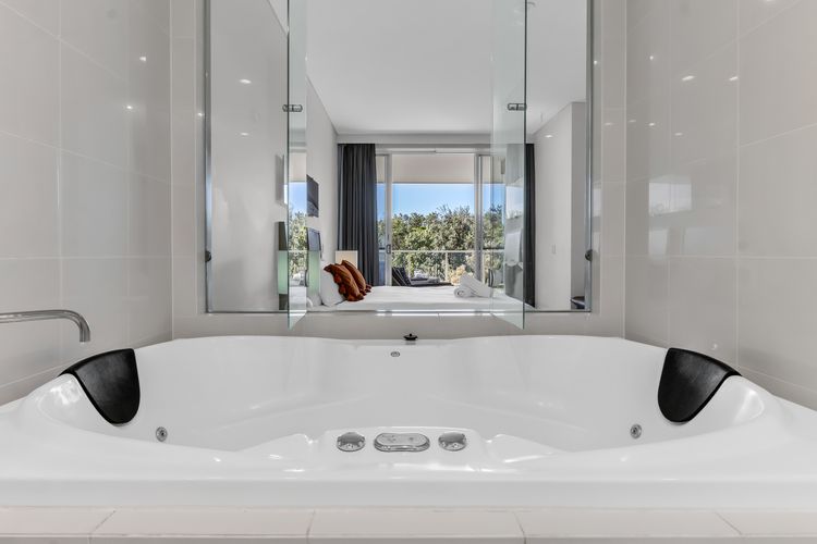 Luxury Apartment 1224 at Bells Boulevard