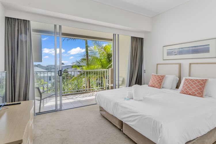 Luxury Apartment 1310 at Bells Boulevard