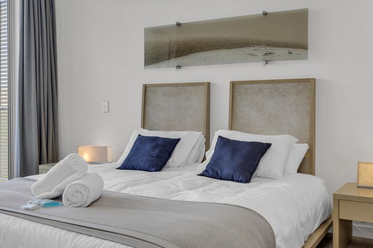 Luxury Apartment 1310 at Bells Boulevard