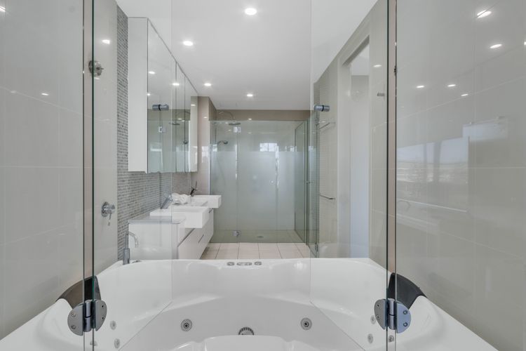 Luxury Apartment 1310 at Bells Boulevard