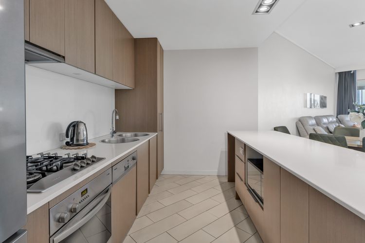 Luxury Apartment 1310 at Bells Boulevard