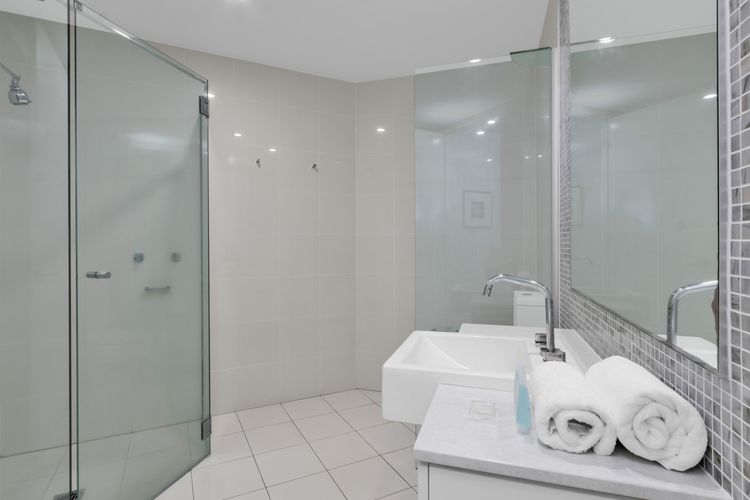 Luxury Apartment 1310 at Bells Boulevard