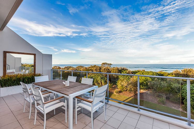 Luxury Apartment 1326 at Bells Boulevard