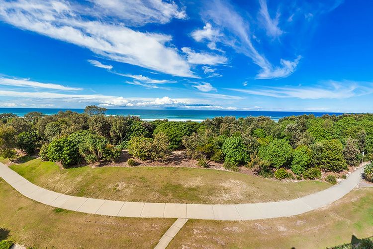 Luxury Apartment 1326 at Bells Boulevard