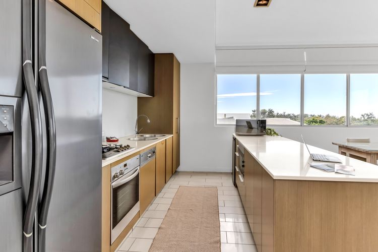 Luxury Apartment 1328 at Bells Boulevard