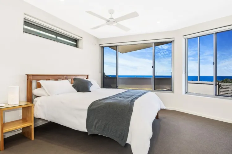 Beachfront Apartment 1 Cabarita Beach