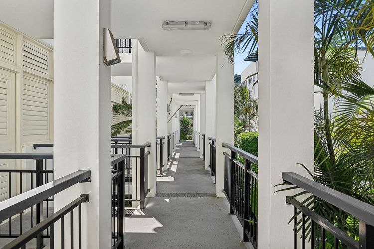 Paradiso 2 Bedroom Ground Floor 102