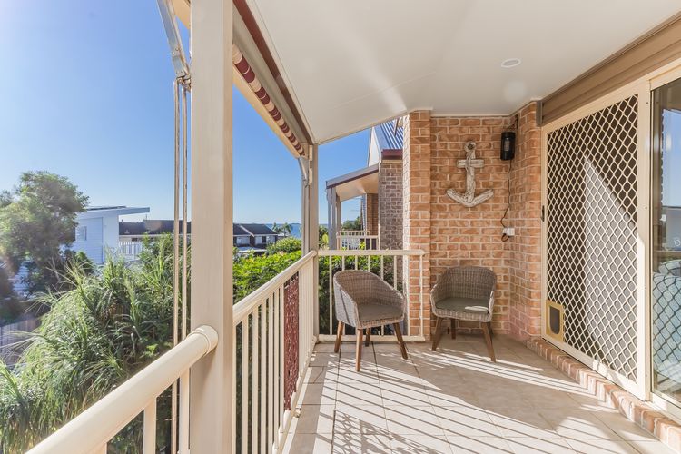 Orient Lane On The Hill