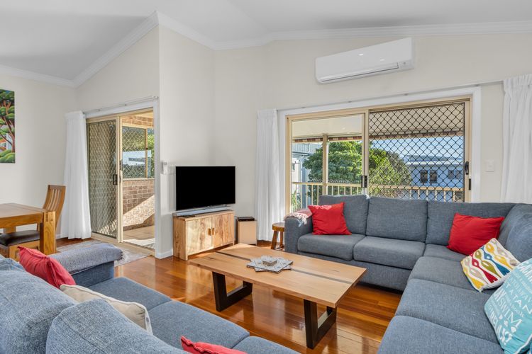 Orient Lane On The Hill