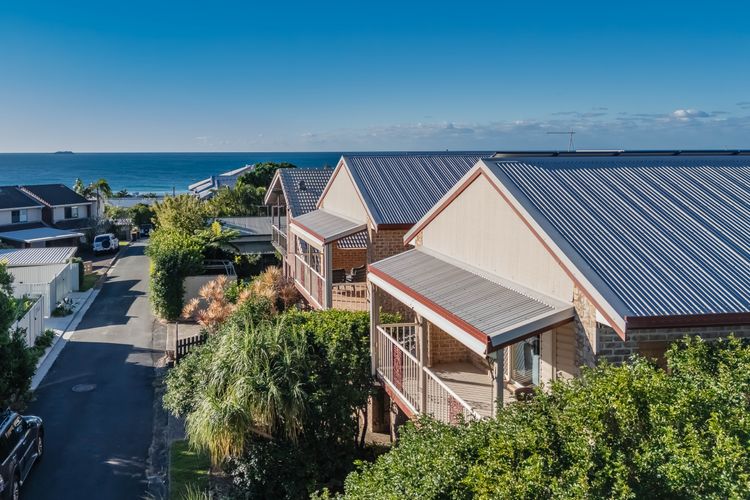 Orient Lane On The Hill