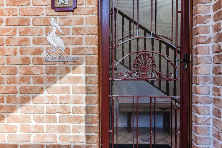 Orient Lane On The Hill