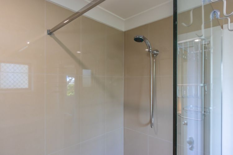 Shoreline Holiday Apartment