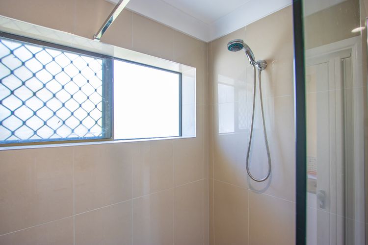 Shoreline Holiday Apartment