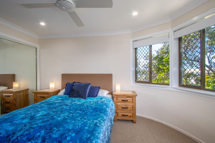 Shoreline Holiday Apartment