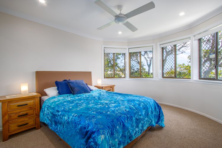 Shoreline Holiday Apartment