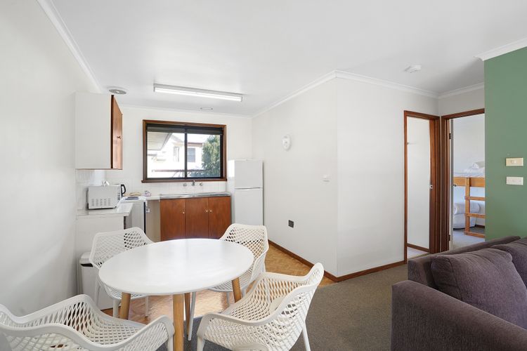 Eastern Beach Unit 6