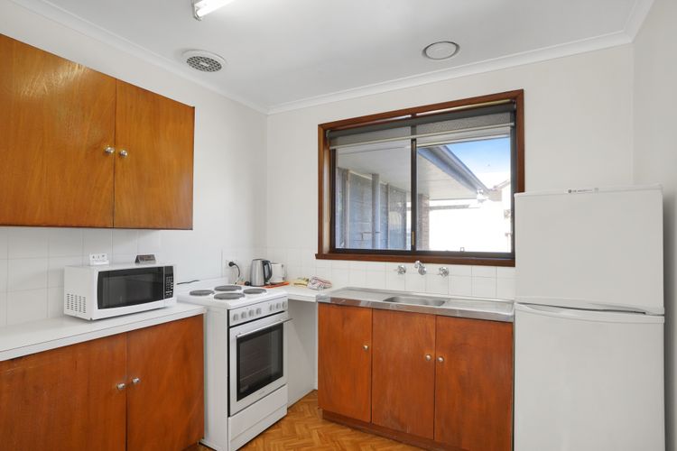 Eastern Beach Unit 6
